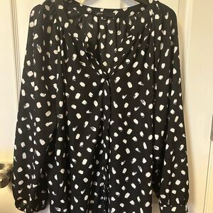 Black and White Patterned Women's Top